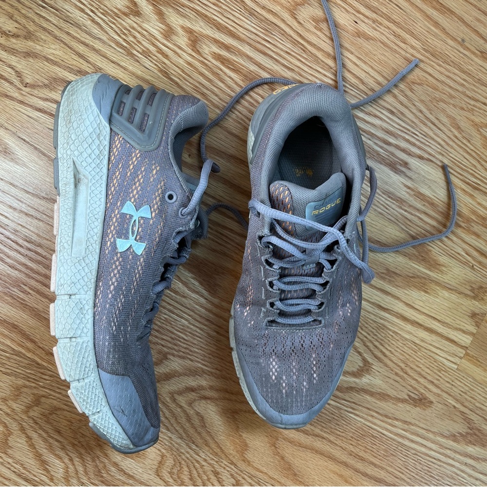Under Armour Charged Sneakers